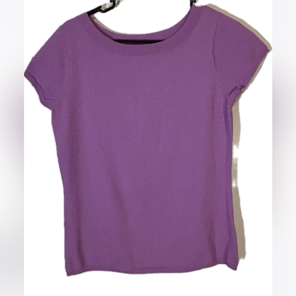 NWT BANANA REPUBLIC WOMENS PURPLE TOP SIZE LARGE STRETCH CAP SLEEVE